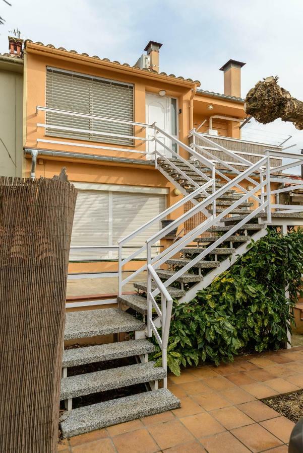 Apartamento "El Lila" - Parking Incluido Olot Luaran gambar